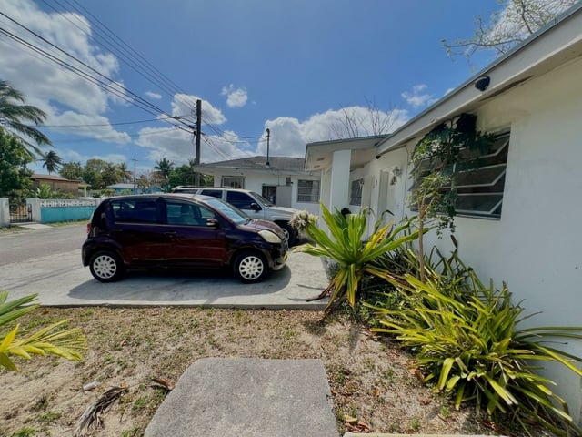 5 ADDERLEY'S TERRACE,Other New Providence/Nassau