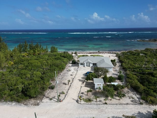  KIKI HOUSE CUTLASS BAY,New Bight