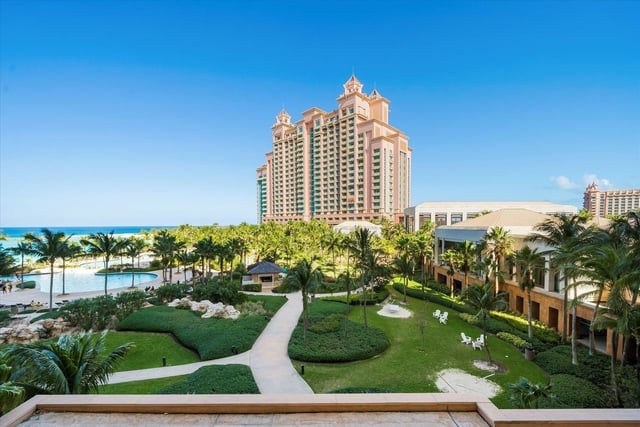  THE REEF,Paradise Island