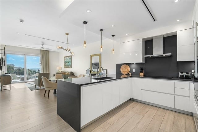  PENTHOUSE 6 - THIRTY SIX,Paradise Island