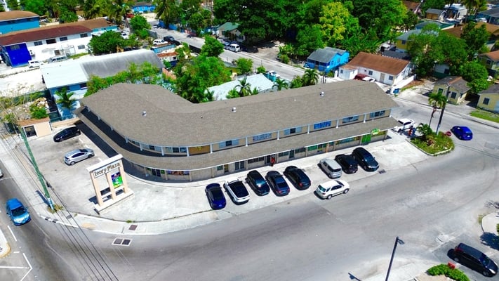  ROBINSON ROAD,Prince Charles Drive
