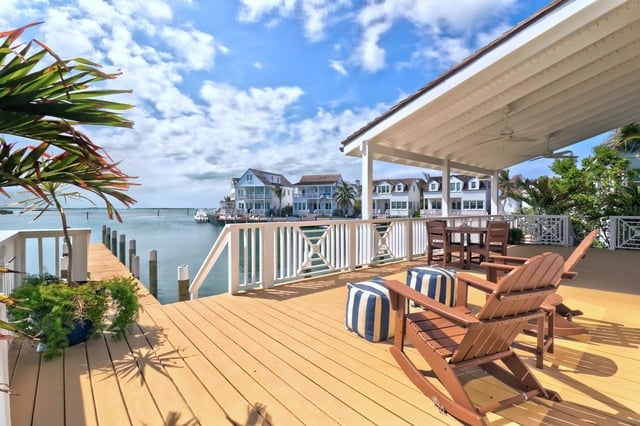  ANCHORED SOULS,Elbow Cay/Hope Town