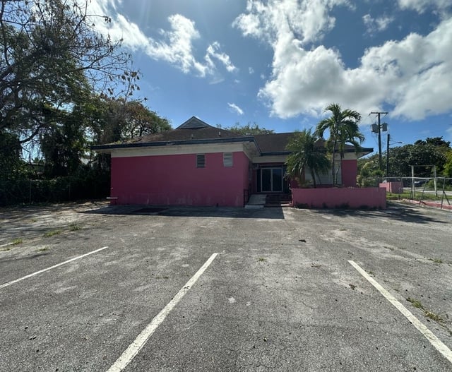  FREE TOWN,Other New Providence/Nassau