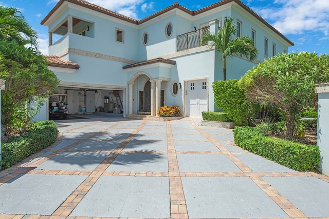 23 OCEAN CLUB DR.,Paradise Island