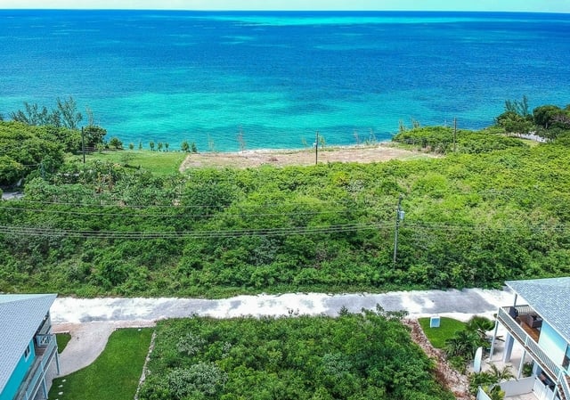  OFF VIVIAN PINDER ROAD,Russell Island