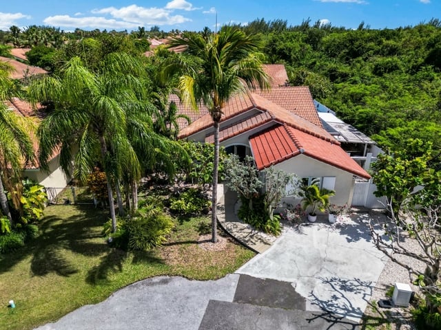 6 AMBER CLOSE,Yamacraw