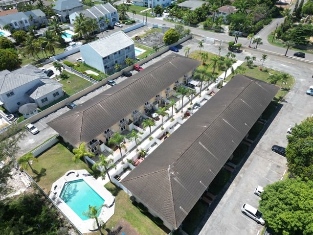  ROYAL PALM CONDOS,West Bay Street