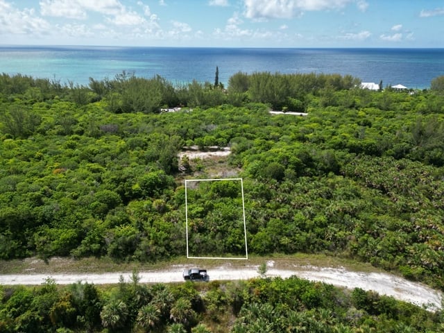 21 WINDING ROAD,Bahama Palm Shores