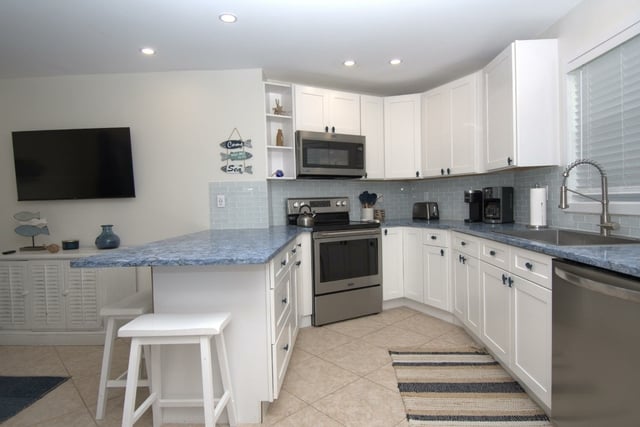 502 BEACH VILLA 502, TCB,Treasure Cay