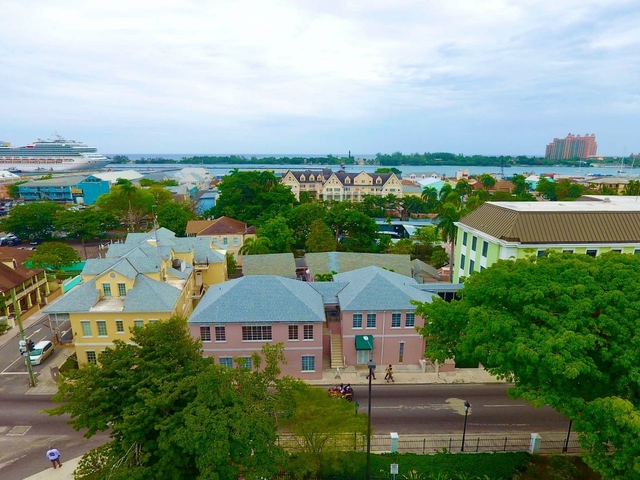 107 EAST DOWNSIZED,Downtown