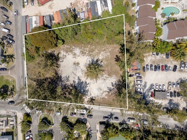  ISLAND MULTIFAMILY LOT,Paradise Island