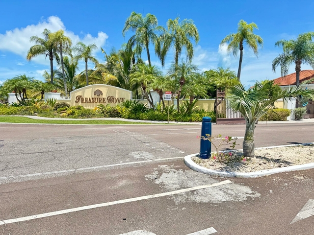 25 CORAL CLOSE WEST, TREASUR,Yamacraw