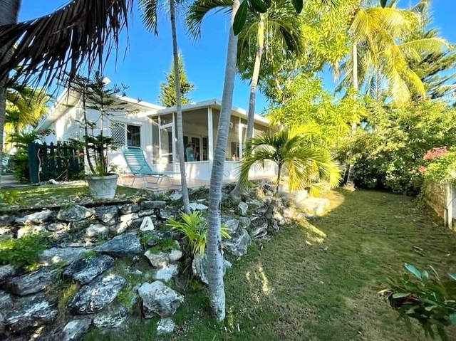  BAYVIEW DRIVE,Paradise Island