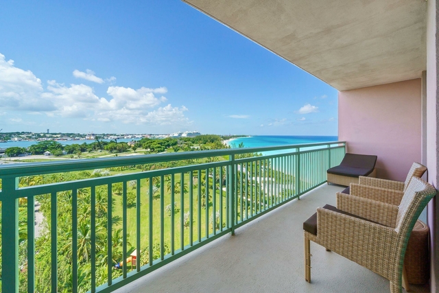  THE REEF,Paradise Island