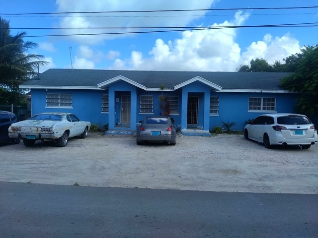  BALFOUR ESTATE EAST,Carmichael Road