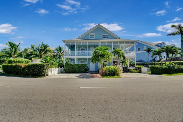  SANDYPORT DRIVE,West Bay Street