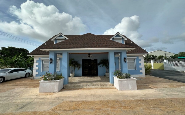  COLLINS AVENUE BUSINESS OFFICE SPACE,Collins Avenue