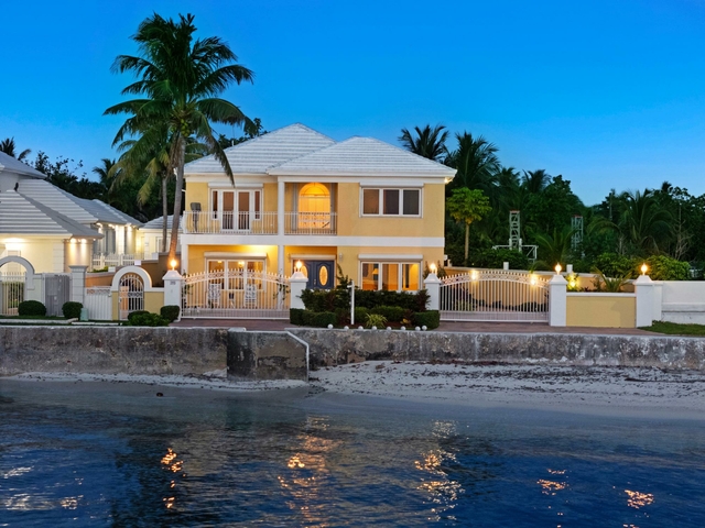 VILLA SUNDANCE,West Bay Street