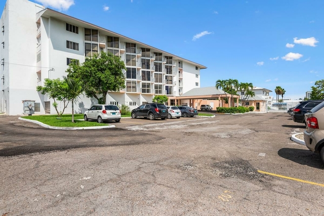  UNIT 301 PILOT HOUSE,East Bay Street