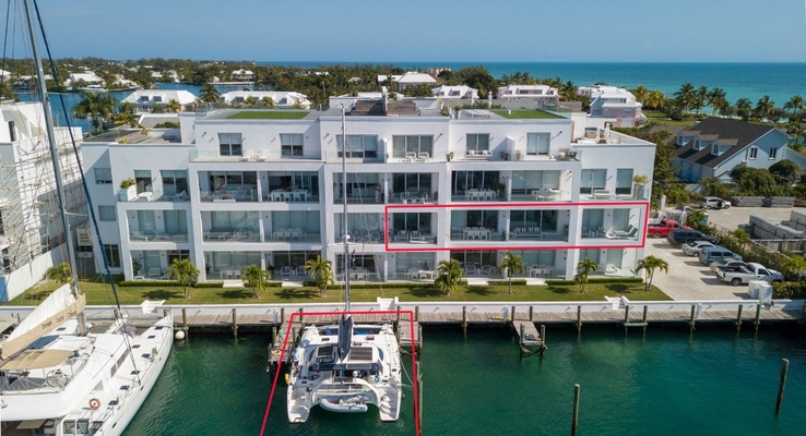  ONE MARINA PALM CAY,Yamacraw