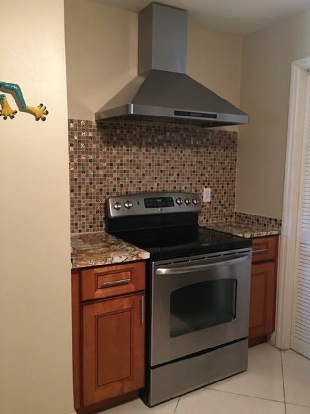 24 LANCASTER PLACE, FREEPORT,Bell Channel