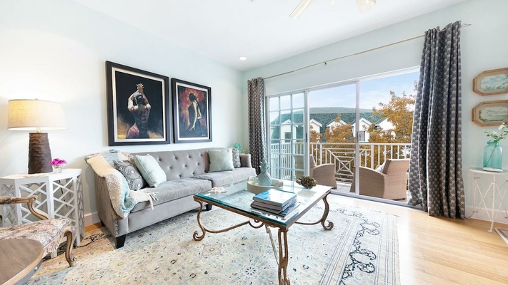 LAGOON COURT CONDO,West Bay Street