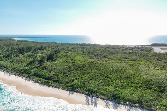  JHADE BEACH,Governor's Harbour