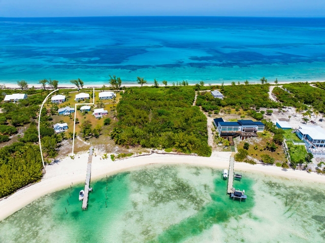  COCO BAY RETREAT MICRO RESORT,Green Turtle Cay