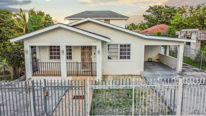 27 PARK FOREST COURT,Carmichael Road