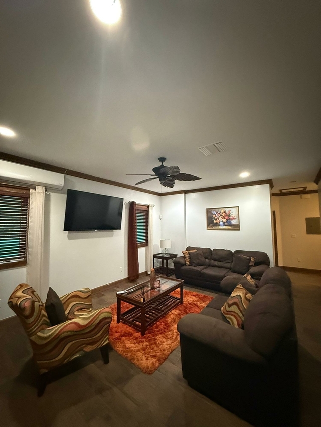  WEST WINDS KING FISH DR,West Bay Street