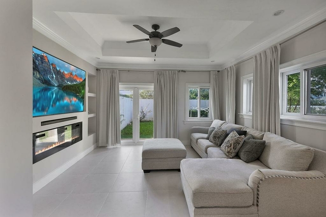 WESTWINDS,West Bay Street