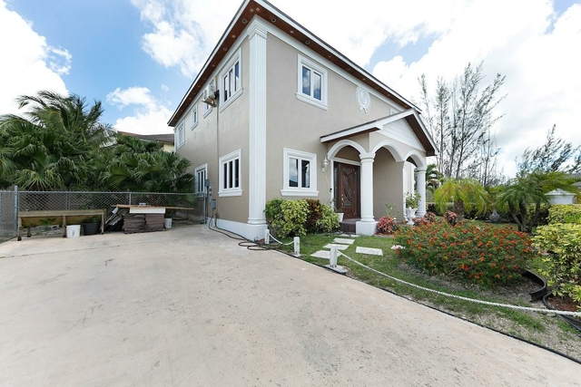  WEST WINDS KINGFISH RD,West Bay Street