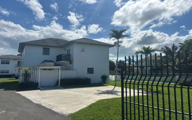  YORKSHIRE STREET,Cable Beach