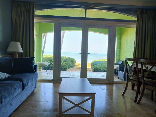  BAYSHORE ROAD,West End