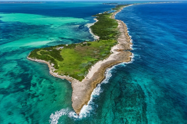  21 ACRES SOUTH END TILLOO,Tilloo Cay