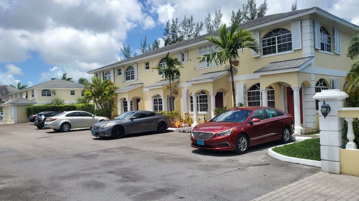  SEAVIEW DRIVE,West Bay Street