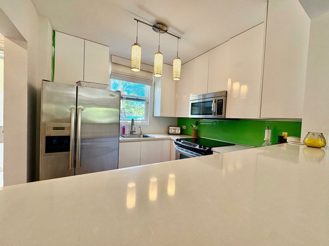  UNIT 10 EASTWIND CONDO,Paradise Island