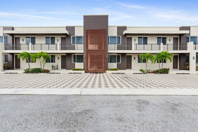  ALORAH CONDOMINIUMS,West Bay Street