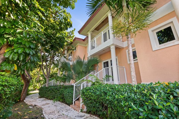  OCEAN VIEW DRIVE,West Bay Street