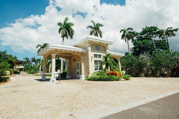  BALMORAL OFFICE,Prospect Ridge