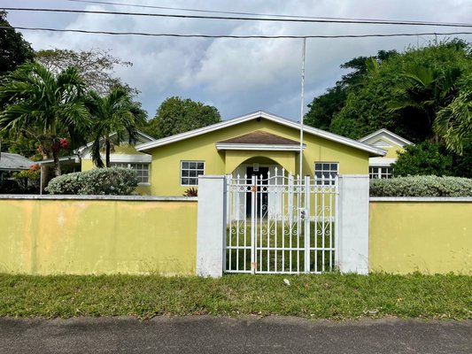 10 WOODLAND ROAD,Village Road