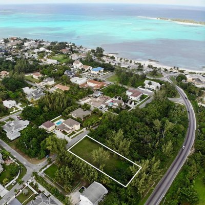  VISTA MARINA, THE GROVE,West Bay Street