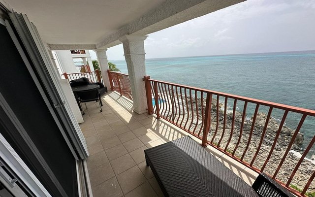  DELAPORTE POINT NASSAU,Cable Beach