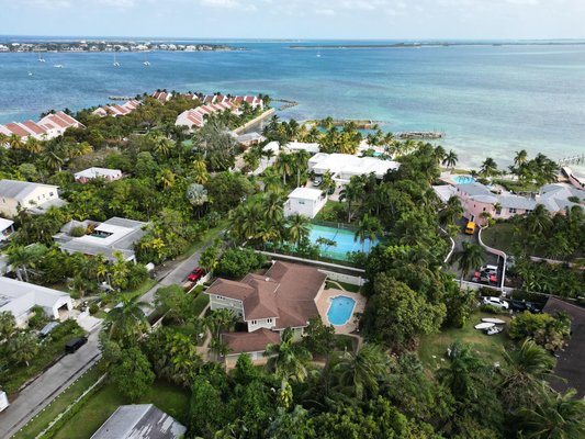 17 DICK'S POINT,Eastern Road
