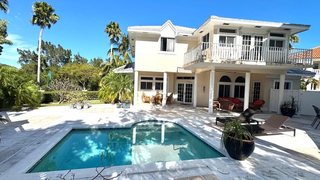  PALATIAL ESTATES,Paradise Island
