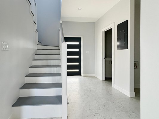 9 BROOKLYN TOWNHOMES,Village Road
