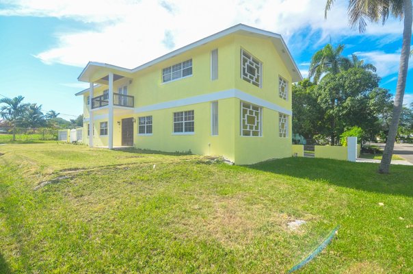 26 SAPPHIRE RIDGE ROAD,Eastern Road