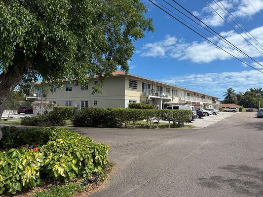 17 CROTON COURT,Eastern Road