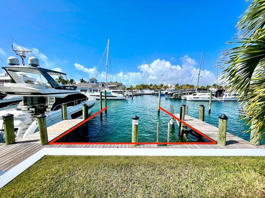 76/77 PALM CAY MARINA,Yamacraw