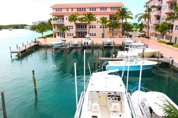  JOLLY ROGER DRIVE,Bell Channel